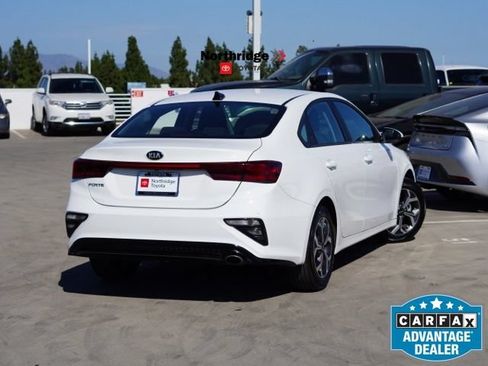 Used 2021 Kia Forte LXS FWD image 8