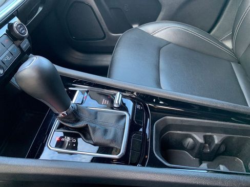 Used 2025 Jeep Compass Limited image 42