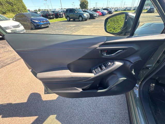 Certified 2024 Subaru Crosstrek 2.5i Limited w/ Crosstrek Mirror Package AWD/4WD image 11