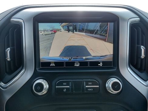 Used 2022 GMC Sierra 1500 SLT AWD/4WD image 4