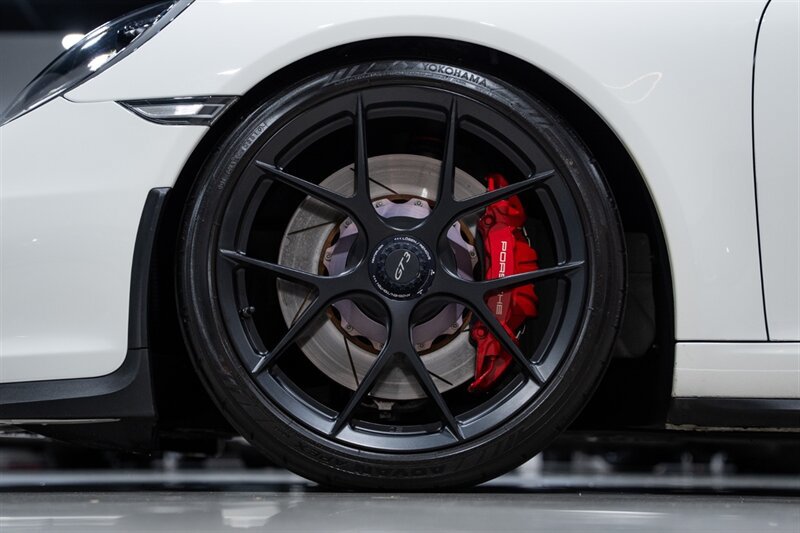 Used 2014 Porsche 911 GT3 RWD image 12