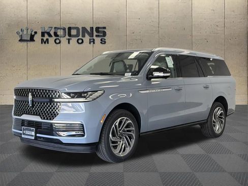 New 2026 Lincoln Navigator Reserve AWD/4WD image 1