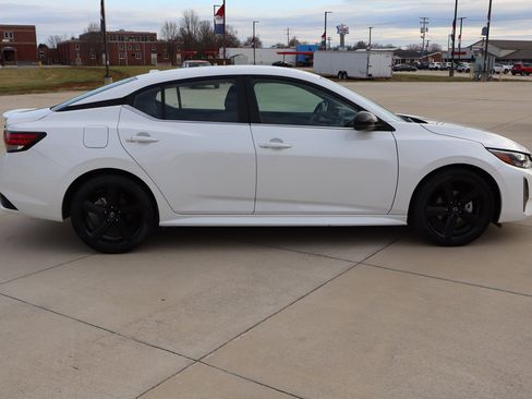 Used 2024 Nissan Sentra SR image 5