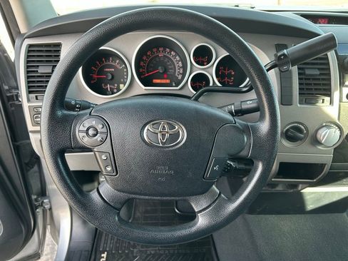 Used 2013 Toyota Tundra 4x4 Double Cab image 10