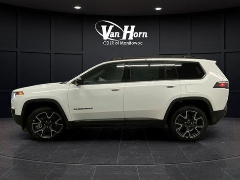 New 2026 Jeep Cherokee Overland w/ Trailer Tow Group image 13