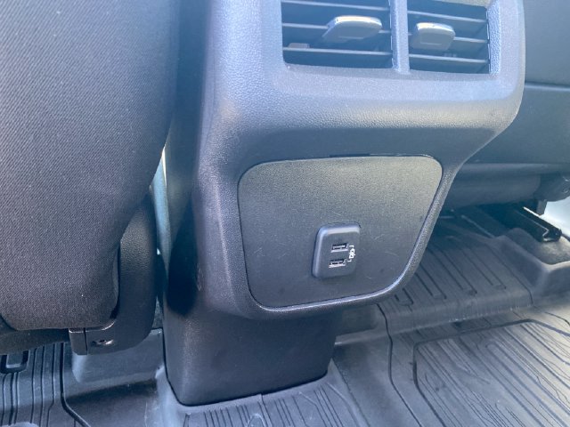 Certified 2024 GMC Terrain SLE w/ Driver Convenience Package FWD image 19