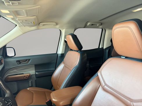 Used 2023 Ford Maverick Lariat w/ Lariat Luxury Package FWD image 9