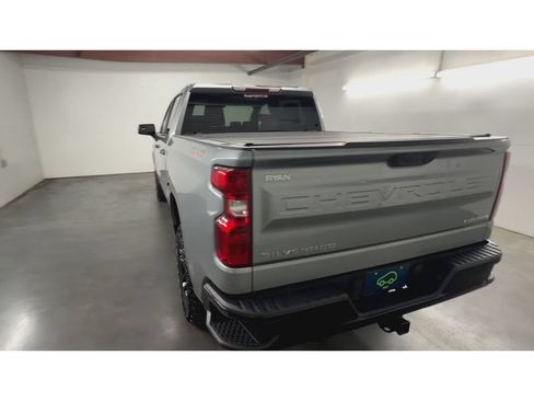 Used 2024 Chevrolet Silverado 1500 Custom Trail Boss AWD/4WD image 7