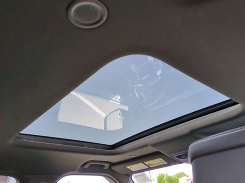 New 2025 Land Rover Discovery Dynamic SE image 22