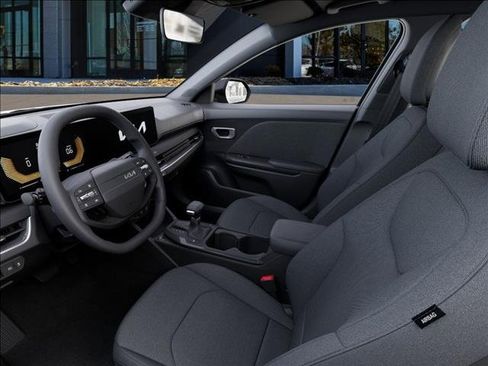 New 2026 Kia K4 LX image 17