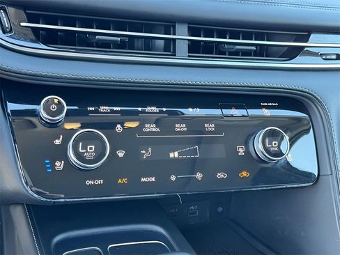 Used 2024 INFINITI QX60 Luxe image 37