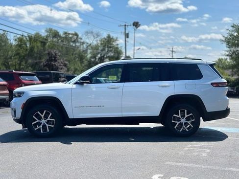 Used 2023 Jeep Grand Cherokee L Limited w/ Luxury Tech Group II AWD/4WD image 5