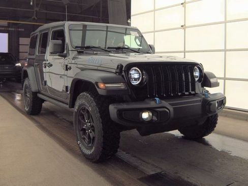Used 2023 Jeep Wrangler Unlimited w/ Cold Weather Group image 3