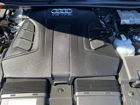 Used 2018 Audi Q7 3.0T Prestige image 30