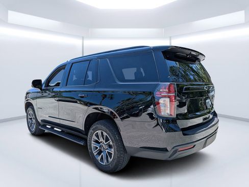 Used 2024 Chevrolet Tahoe Z71 w/ Luxury Package AWD/4WD image 5