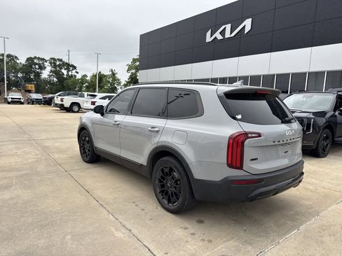 Used 2022 Kia Telluride SX w/ SX Prestige Package AWD/4WD image 19