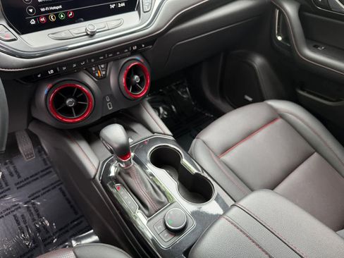 Used 2024 Chevrolet Blazer RS FWD image 18