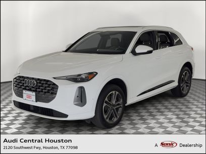 Used 2025 Audi Q5 Premium w/ Convenience Package