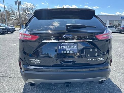Used 2020 Ford Edge Titanium w/ Equipment Group 301A image 4