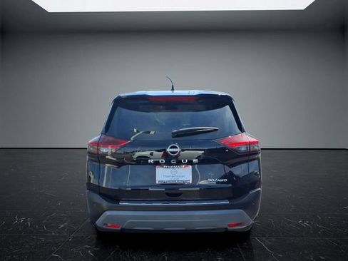 Used 2023 Nissan Rogue SV AWD/4WD image 6