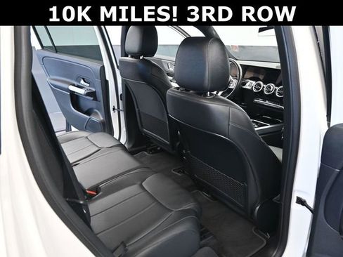 Used 2023 Mercedes-Benz EQB 300 4MATIC image 23