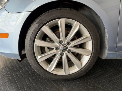 Used 2012 Volkswagen Golf TDI FWD image 11