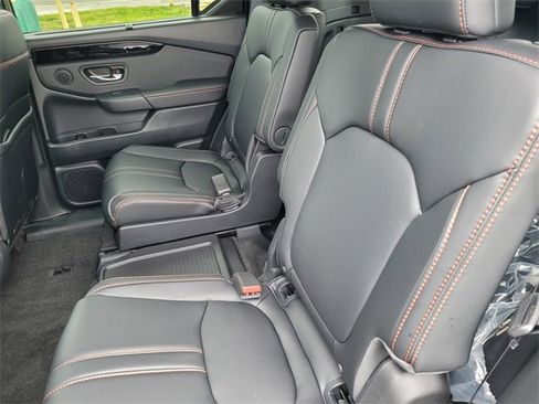 New 2025 Honda Pilot TrailSport image 5