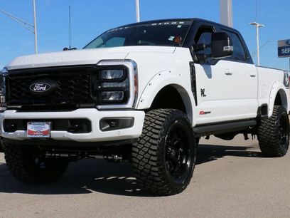 New 2026 Ford F250 Lariat w/ Black Appearance Package