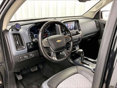 Used 2017 Chevrolet Colorado Z71 AWD/4WD image 16