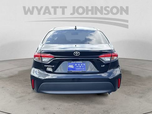 Used 2024 Toyota Corolla LE FWD image 4