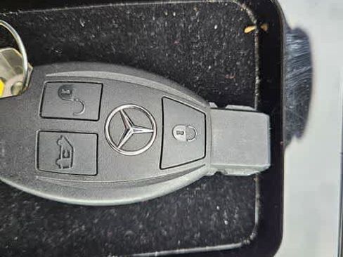 Used 2023 Mercedes-Benz Metris Passenger image 35