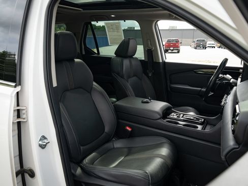 Used 2023 Honda Pilot Touring image 24