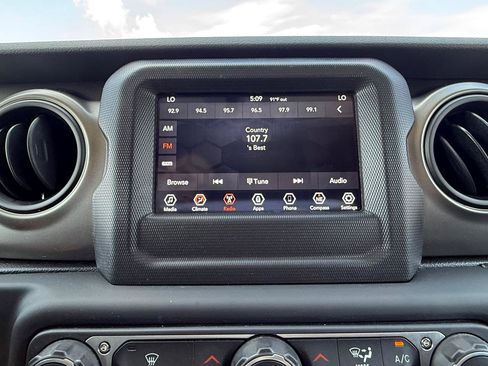 Used 2019 Jeep Wrangler Unlimited Sport S AWD/4WD image 41