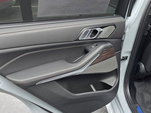 New 2026 BMW X5 sDrive40i RWD image 18