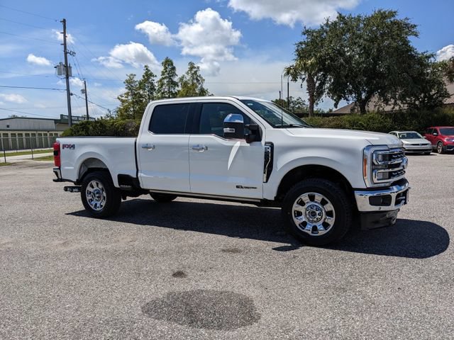 Used 2023 Ford F250 Lariat w/ Lariat Ultimate Package AWD/4WD image 2