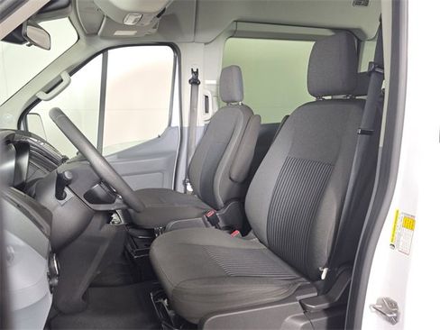 Used 2019 Ford Transit 350 XLT image 16