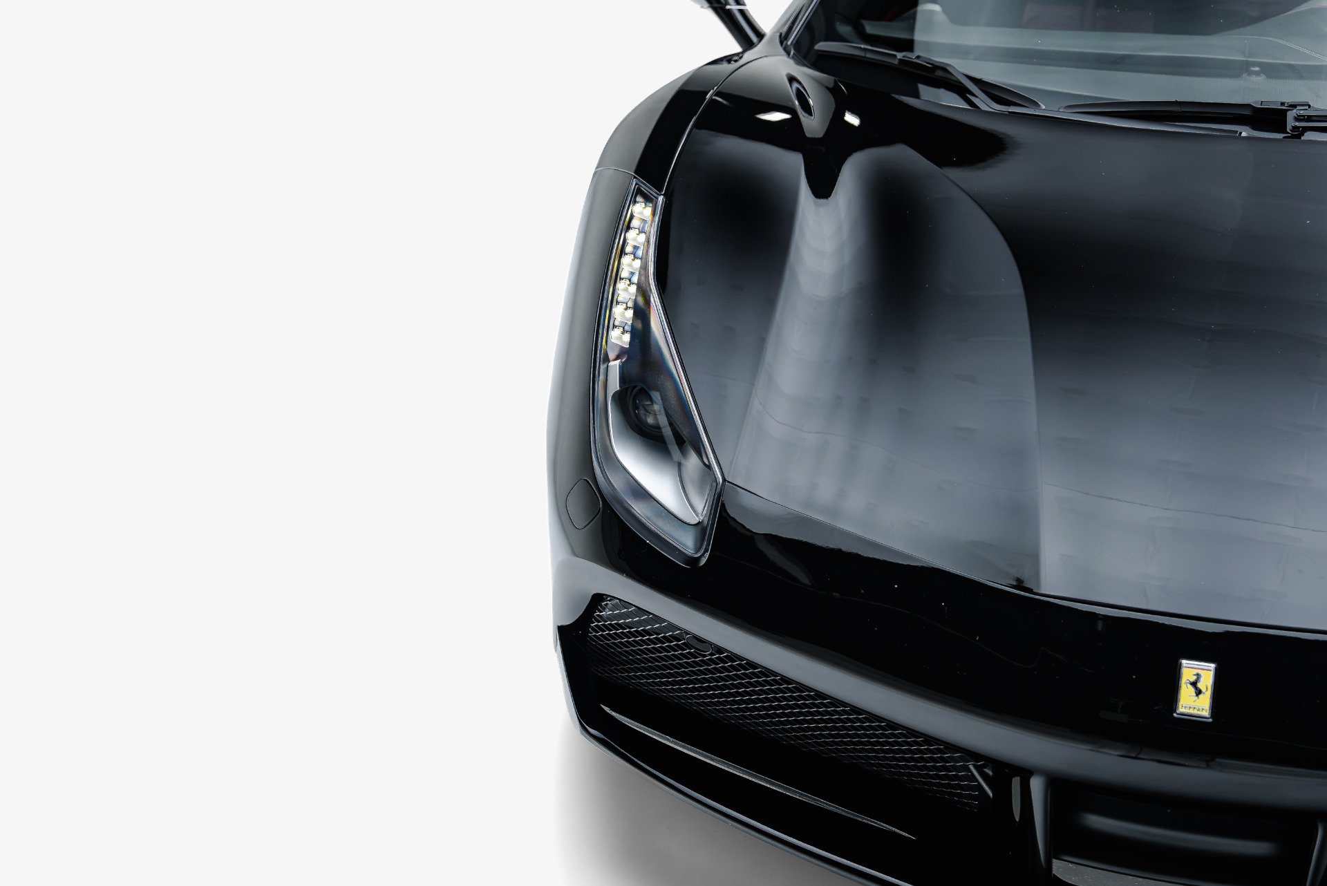 Used 2016 Ferrari 488 GTB RWD image 20