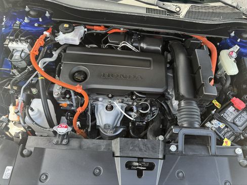 Used 2024 Honda CR-V Sport image 30