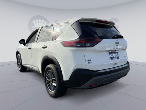 Used 2023 Nissan Rogue S AWD/4WD image 4
