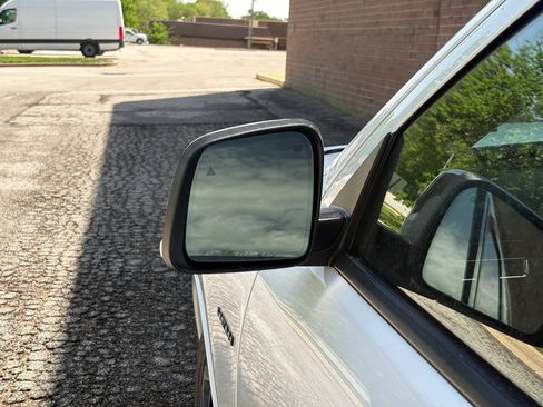 Used 2024 Dodge Durango R/T AWD/4WD image 9