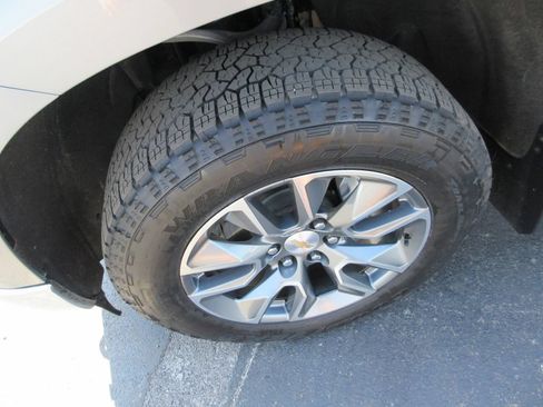Certified 2026 Chevrolet Silverado 1500 LT AWD/4WD image 15