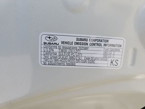 Certified 2025 Subaru Crosstrek 2.0i Premium image 18