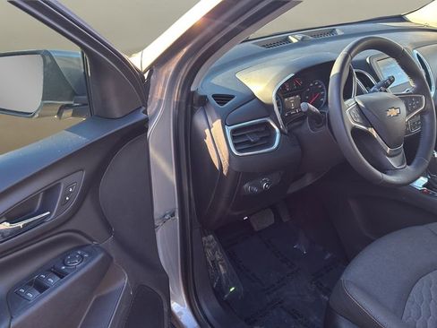 Used 2018 Chevrolet Equinox LT image 14