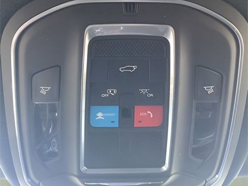 Certified 2022 Jeep Grand Cherokee L Altitude image 22