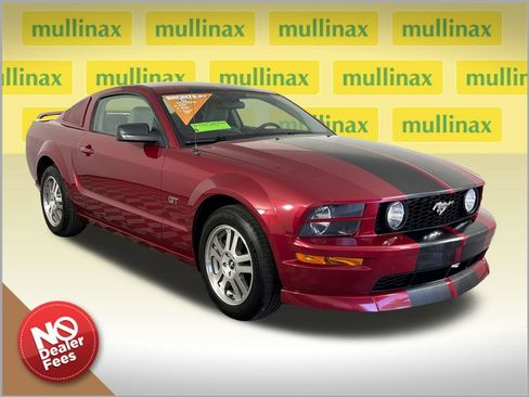 Used 2006 Ford Mustang GT Premium RWD image 1