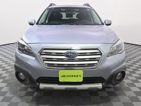 Used 2017 Subaru Outback 2.5i Limited AWD/4WD image 10