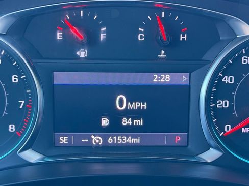 Used 2023 Chevrolet Traverse LT image 35