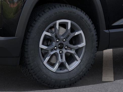 New 2026 Chevrolet Equinox ACTIV FWD image 20