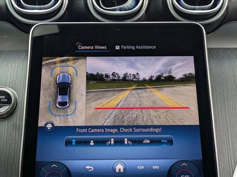 Used 2025 Mercedes-Benz GLC 300 4MATIC w/ AMG Line image 15