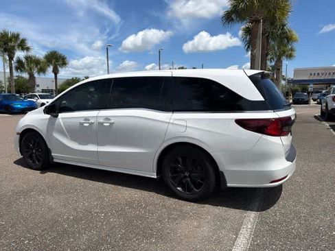 Used 2024 Honda Odyssey Sport image 16